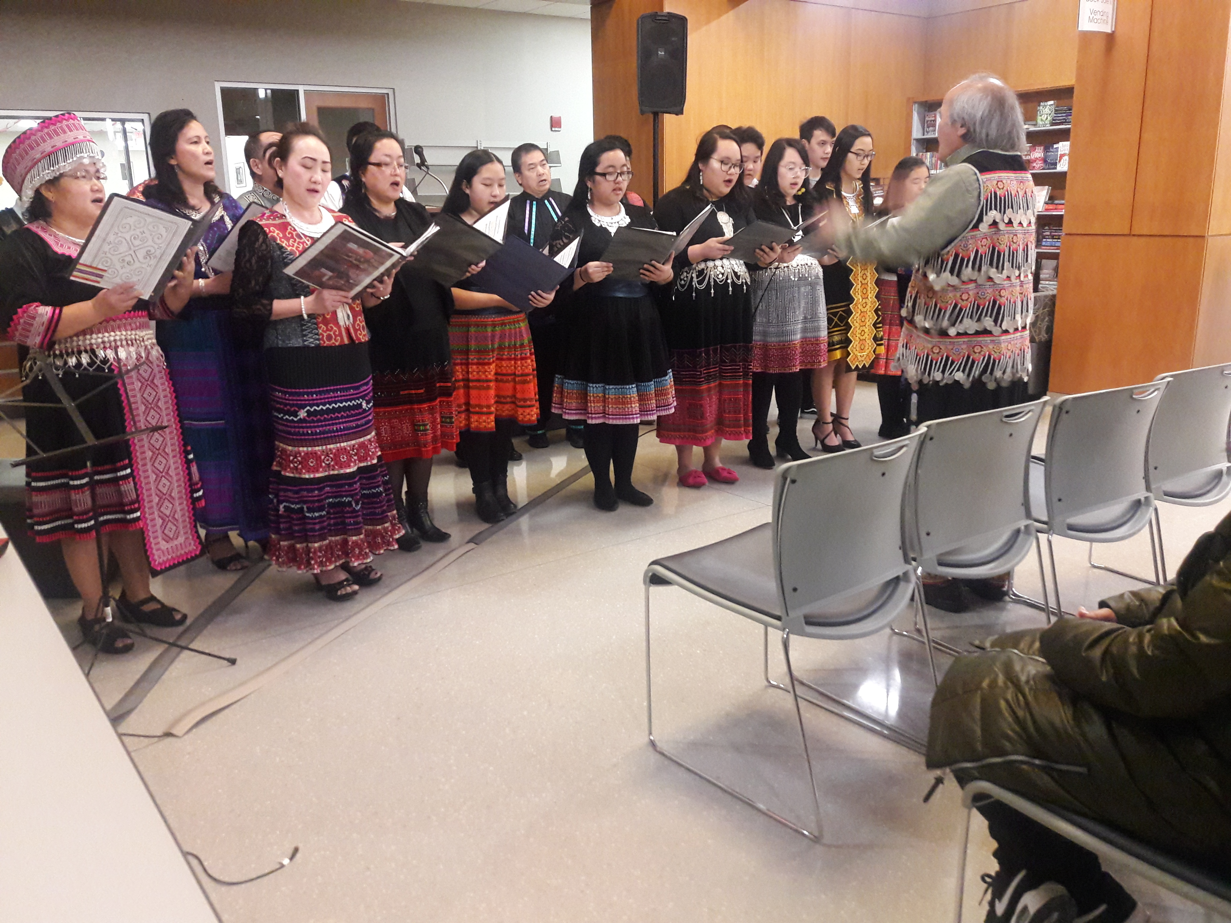 Hmong Choir
