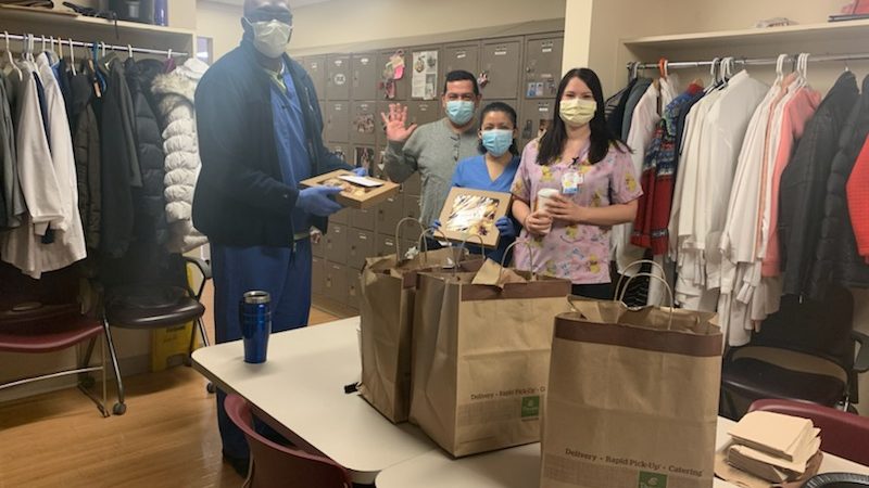 Methodists donate breakfast to hospital workers.